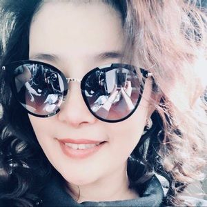 Meet your Posher, Chang